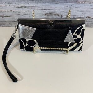 La Express Animal Print Black & White Wallet Wristlet